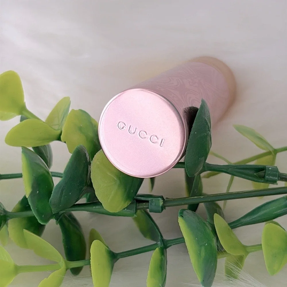Gucci Rouge Limited‎ Edition Lipstick Devotion 515